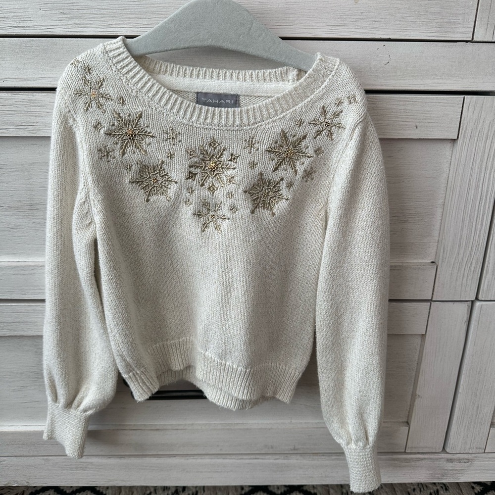 Tahari Metallic Cream and Gold Snowflake Sweater with
 Sequins Girl Size 3T